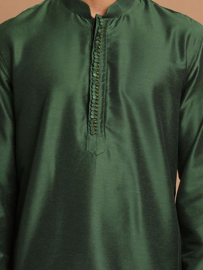 Men's Green Cotton Blend Straight Kurta