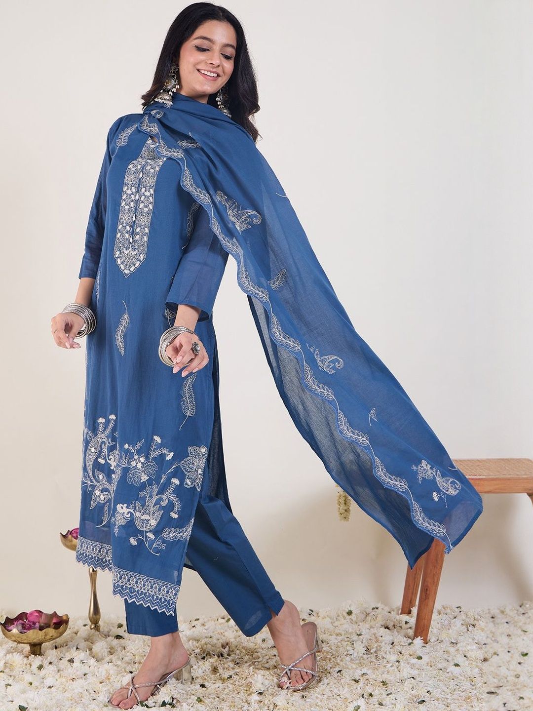 Dhiyona IE Embroidered Notch Neck Thread Work Pure Cotton Kurta With Trousers & Dupatta