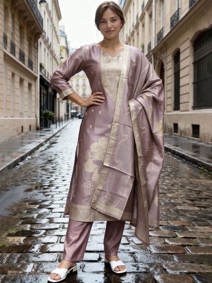 Women Regular Kurta with Trousers & With Dupatta