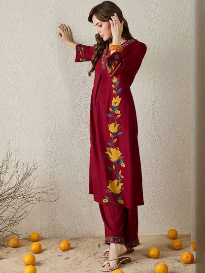 Women Floral Printed Regular Thread Work Kurta with Palazzos