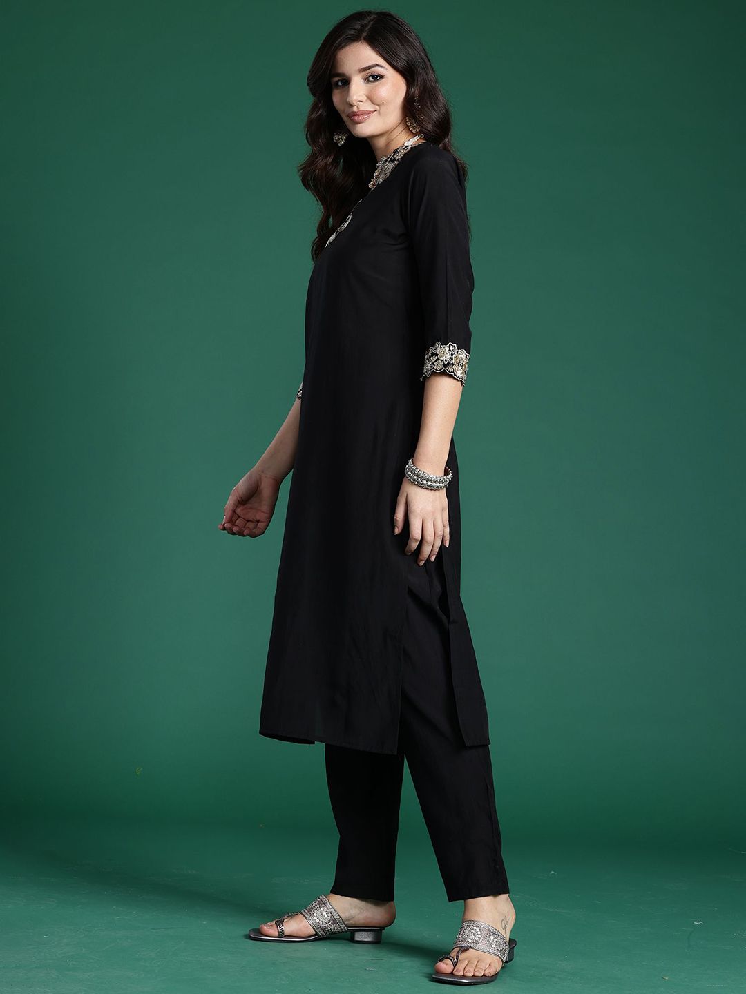 Dhiyona IE Embroidered Three-Quarter Sleeves Pure Cotton Tunic & Trouser