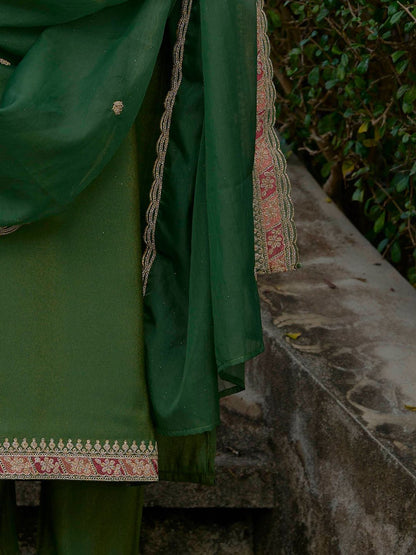Dhiyona IE Ethnic Motifs Yoke Design Straight Kurta with Trousers & Dupatta