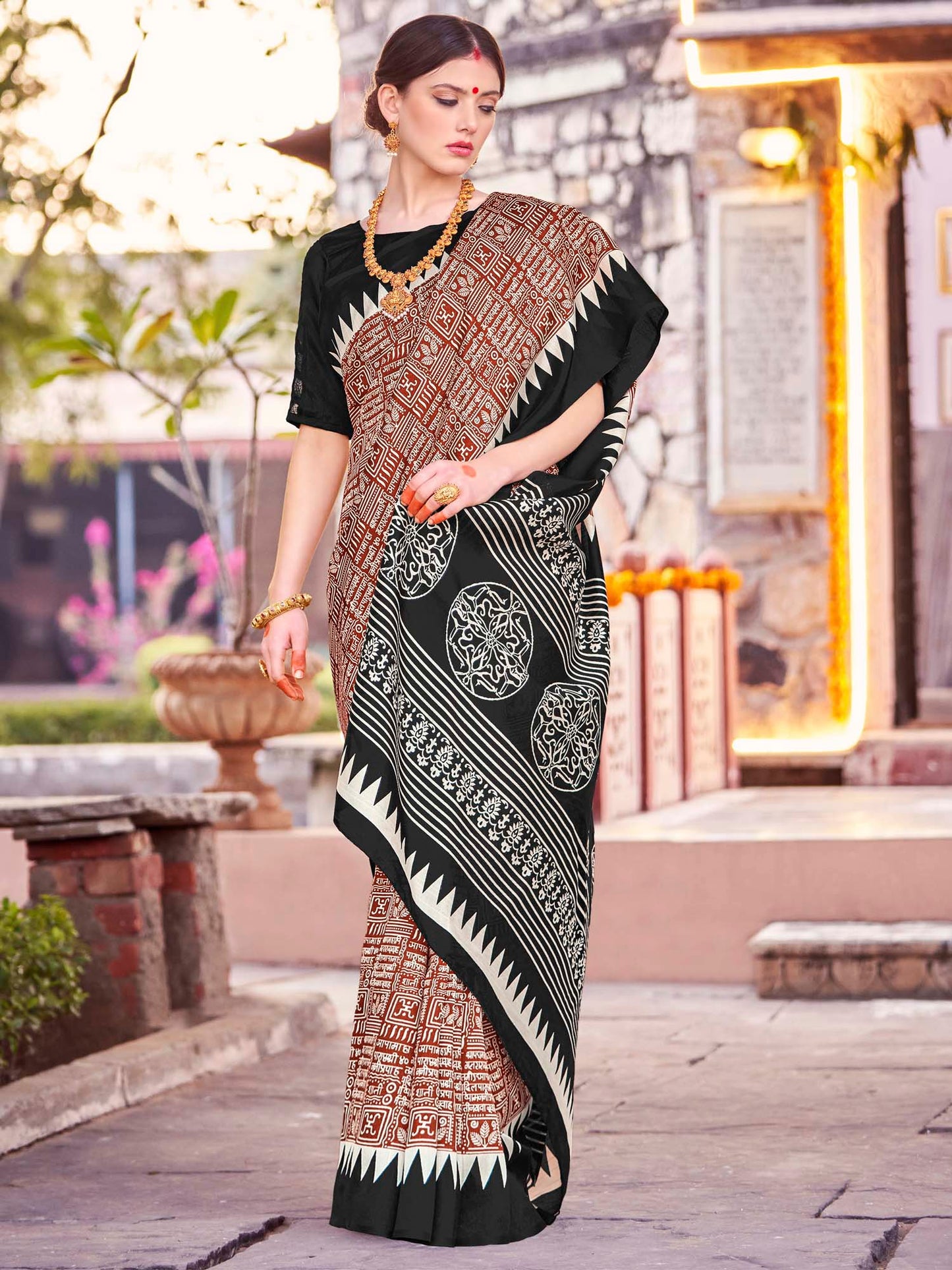 Women's Bhagalpuri Silk Brown Printed Designer Saree With Blouse Piece