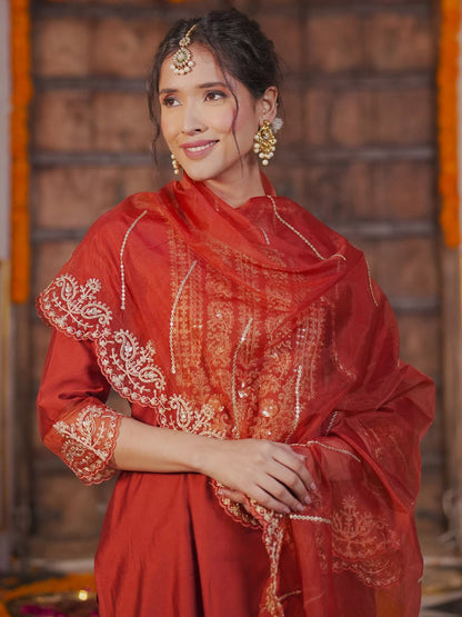 Dhiyona IE Ethnic Motifs Embroidered Liva Straight Kurta With Trousers & Dupatta