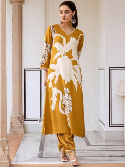 Dhiyona IE Floral Printed Three-Quarter Sleeves A-Line Tunic With Trouser