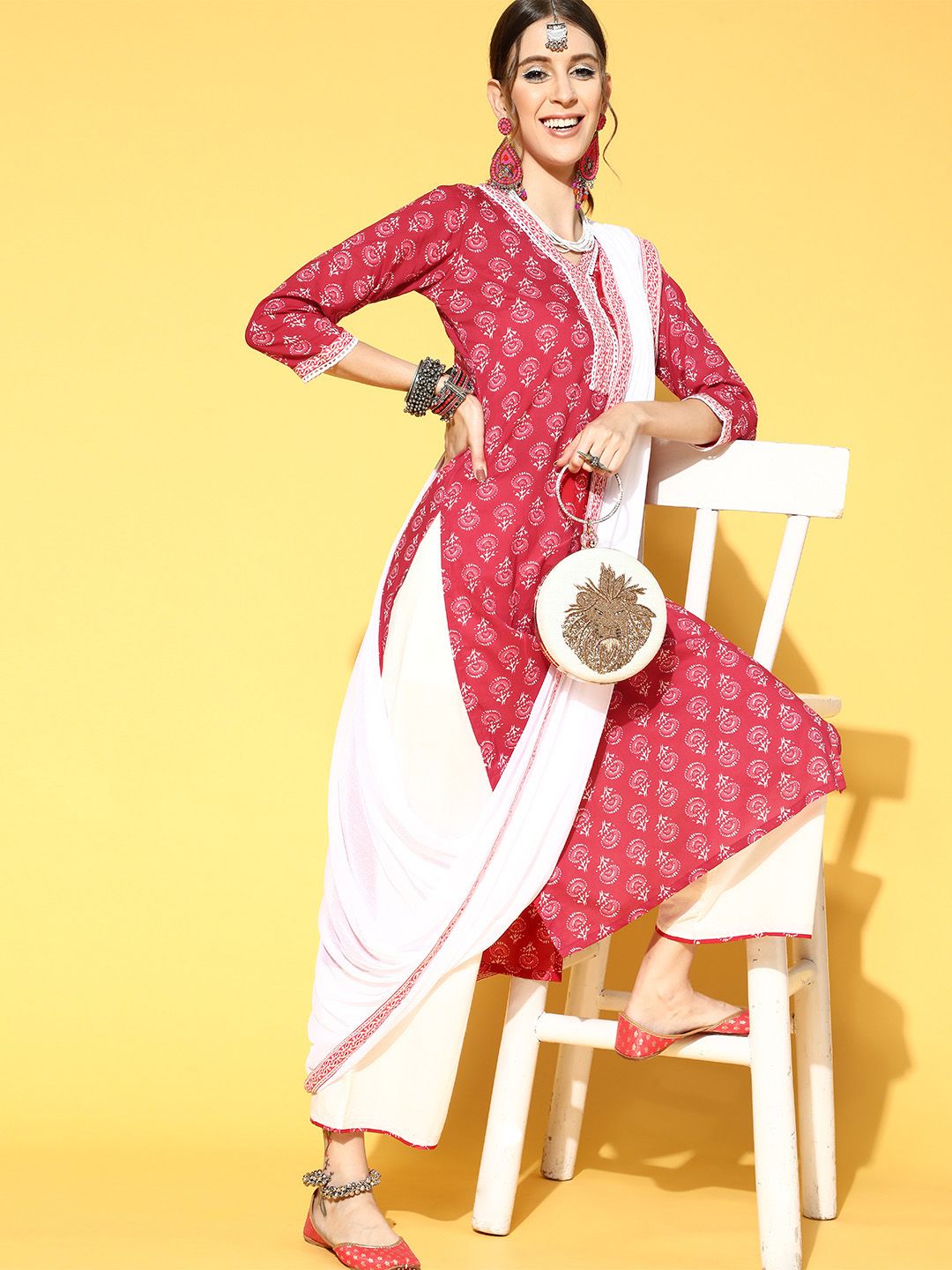 Dhiyona IE Women Red Floral Printed Regular Kurta with Palazzos & With Dupatta