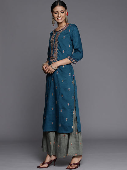 Dhiyona VA Women's Blue Ethnic Motifs Yoke Design Thread Work Kurta with Sharara & With Dupatta