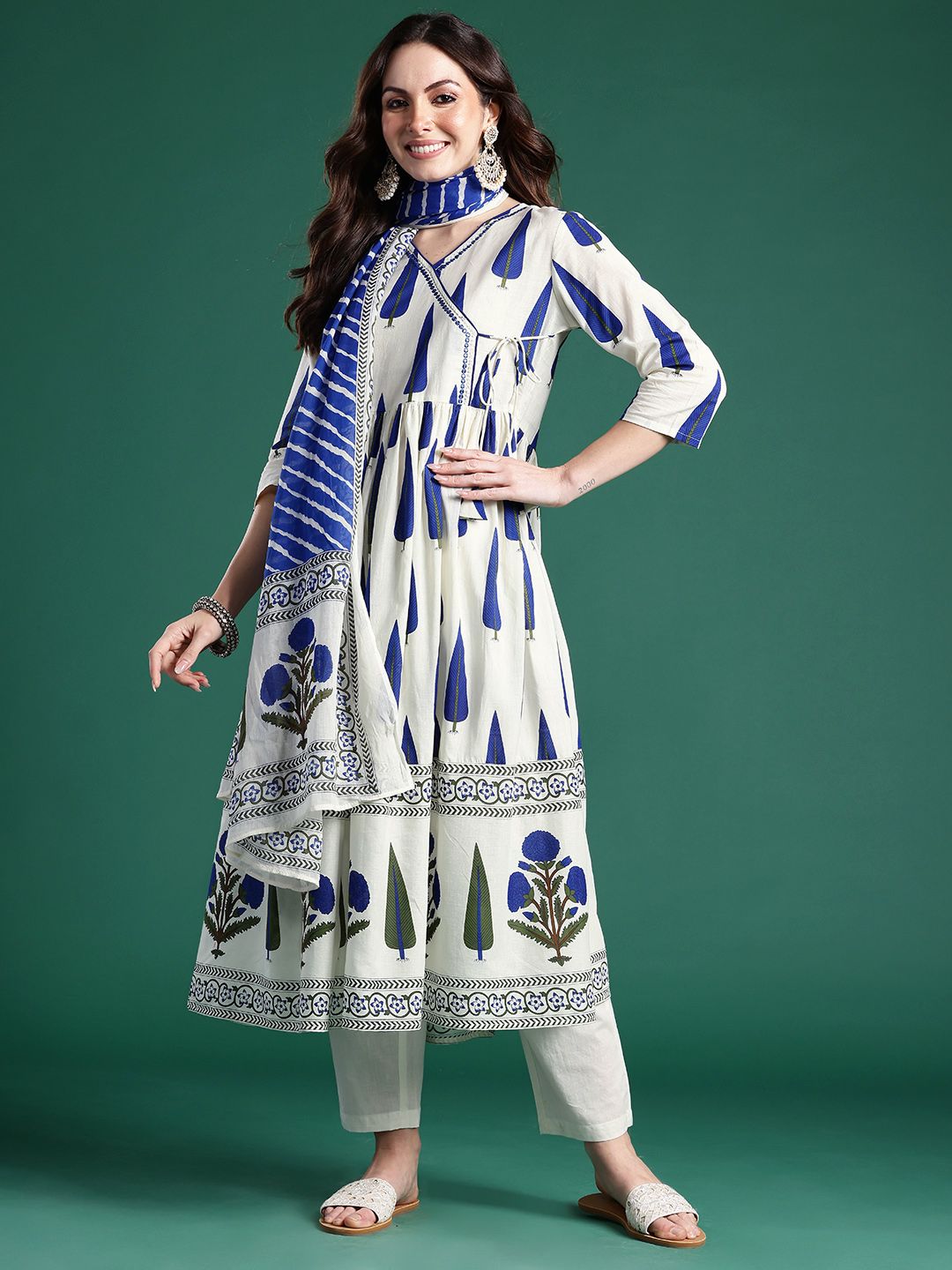 Ethnic Motifs Printed Angrakha Pure Cotton Kurta with Trousers & Dupatta