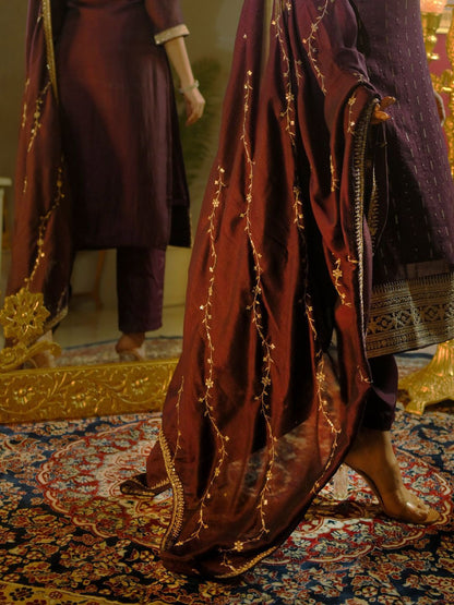 Sequinned Embroidered Round Neck Kurta With Trousers & Dupatta