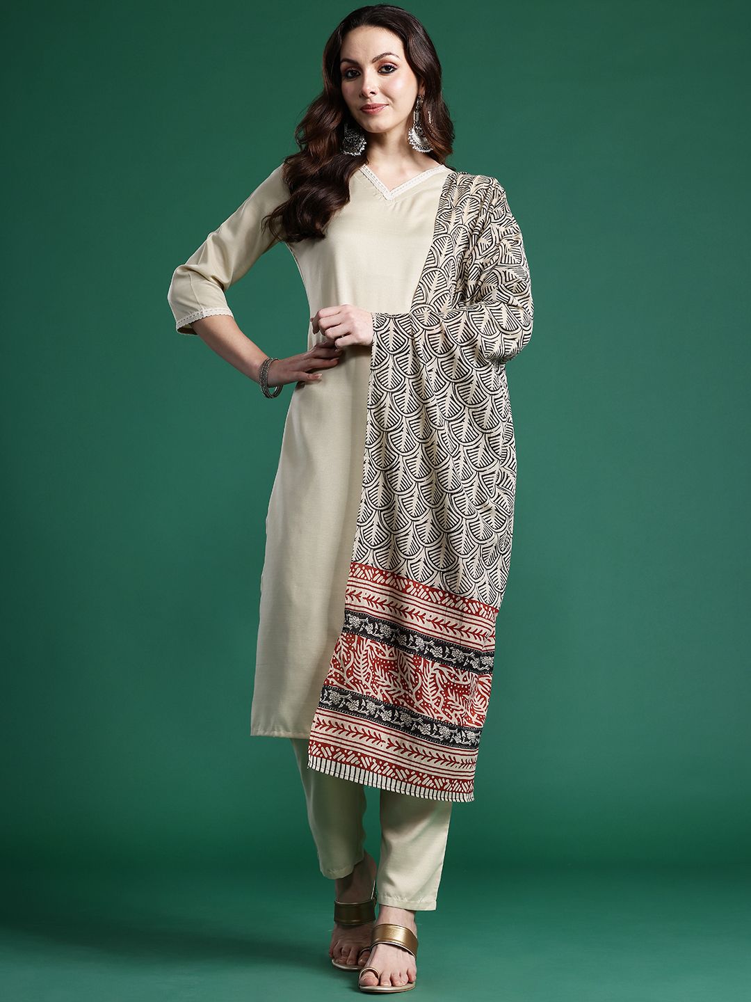 Women Regular Kurta with Trousers & With Dupatta