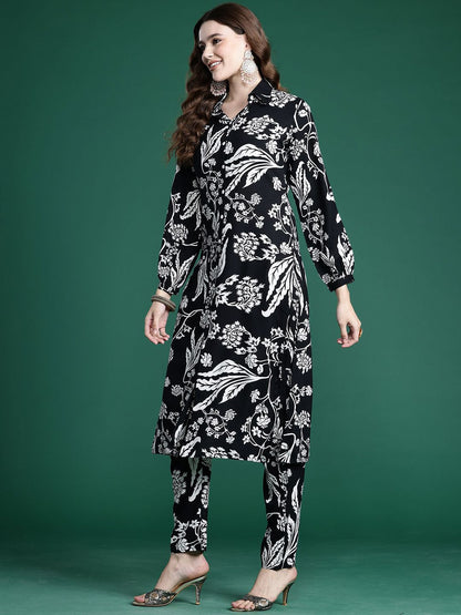 Dhiyona IE Floral Printed Three-Quarter Sleeves Tunic With Trouser