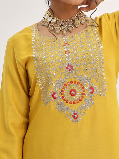 Dhiyona VA Women'sYellow Yoke Design Ethnic Motifs Straight Kurta & Trousers With Dupatta