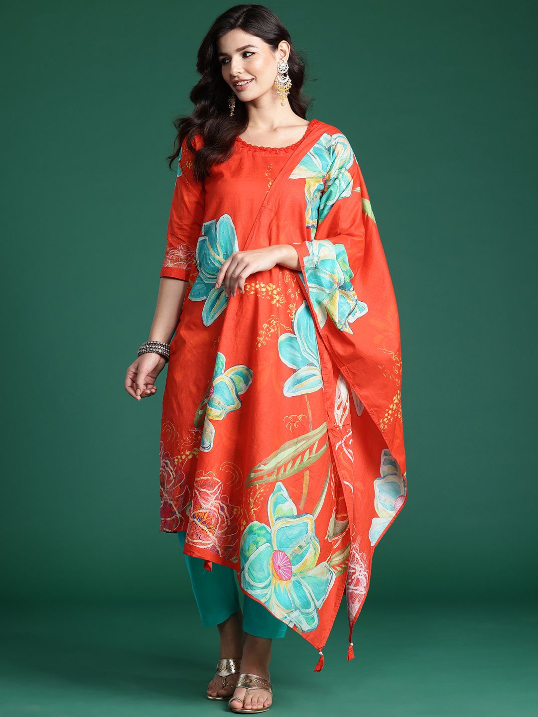 Floral Printed Beads & Stones Pure Cotton Kurta With Trousers & Dupatta