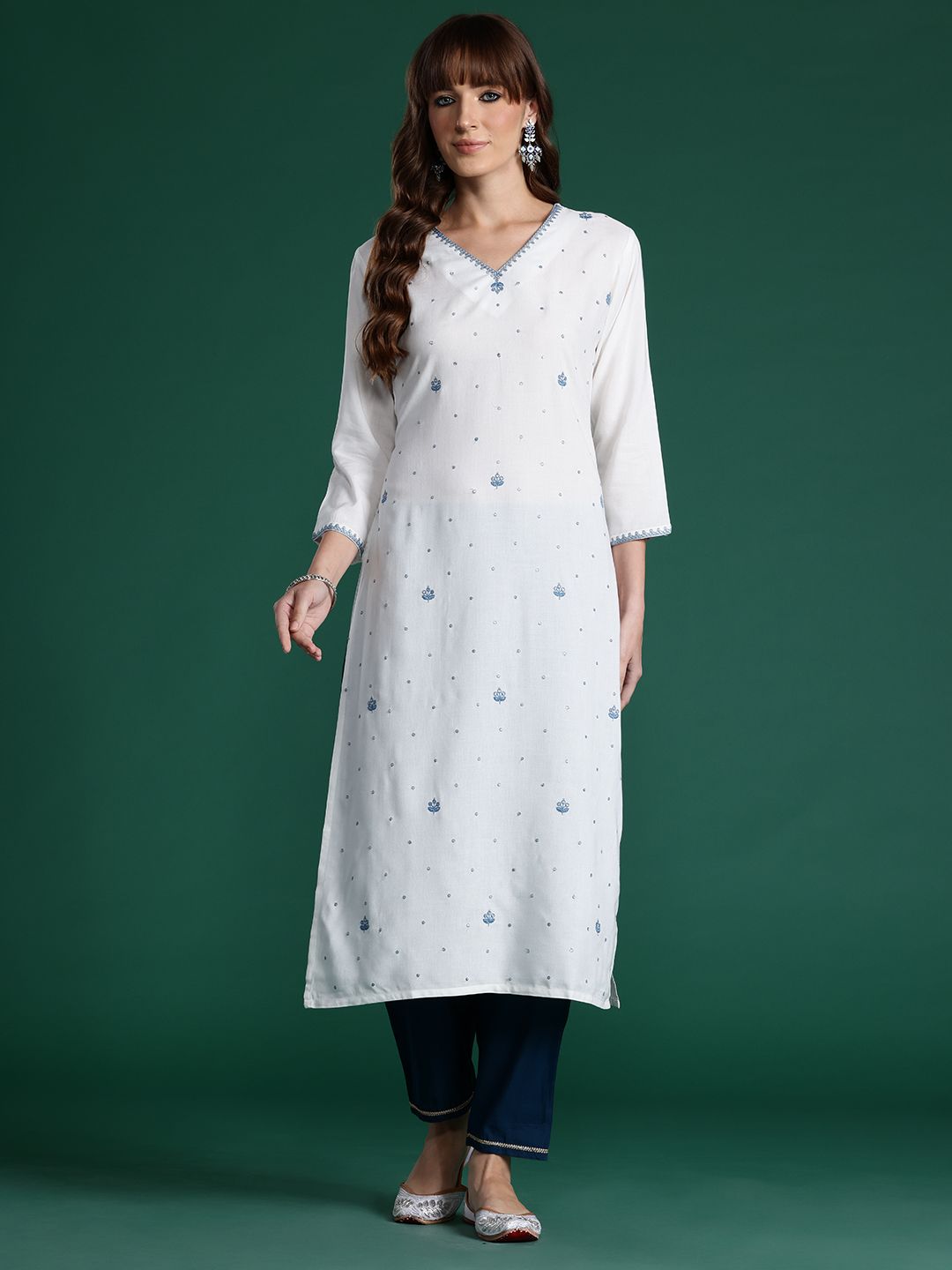 Dhiyona IE Ethnic Motifs Embroidered Sequinned Kurta