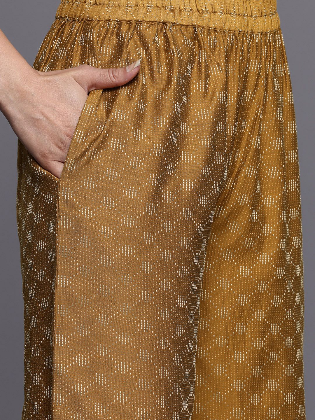 Dhiyona VA Women'sWoven Design Kurta With Palazzos & Dupatta