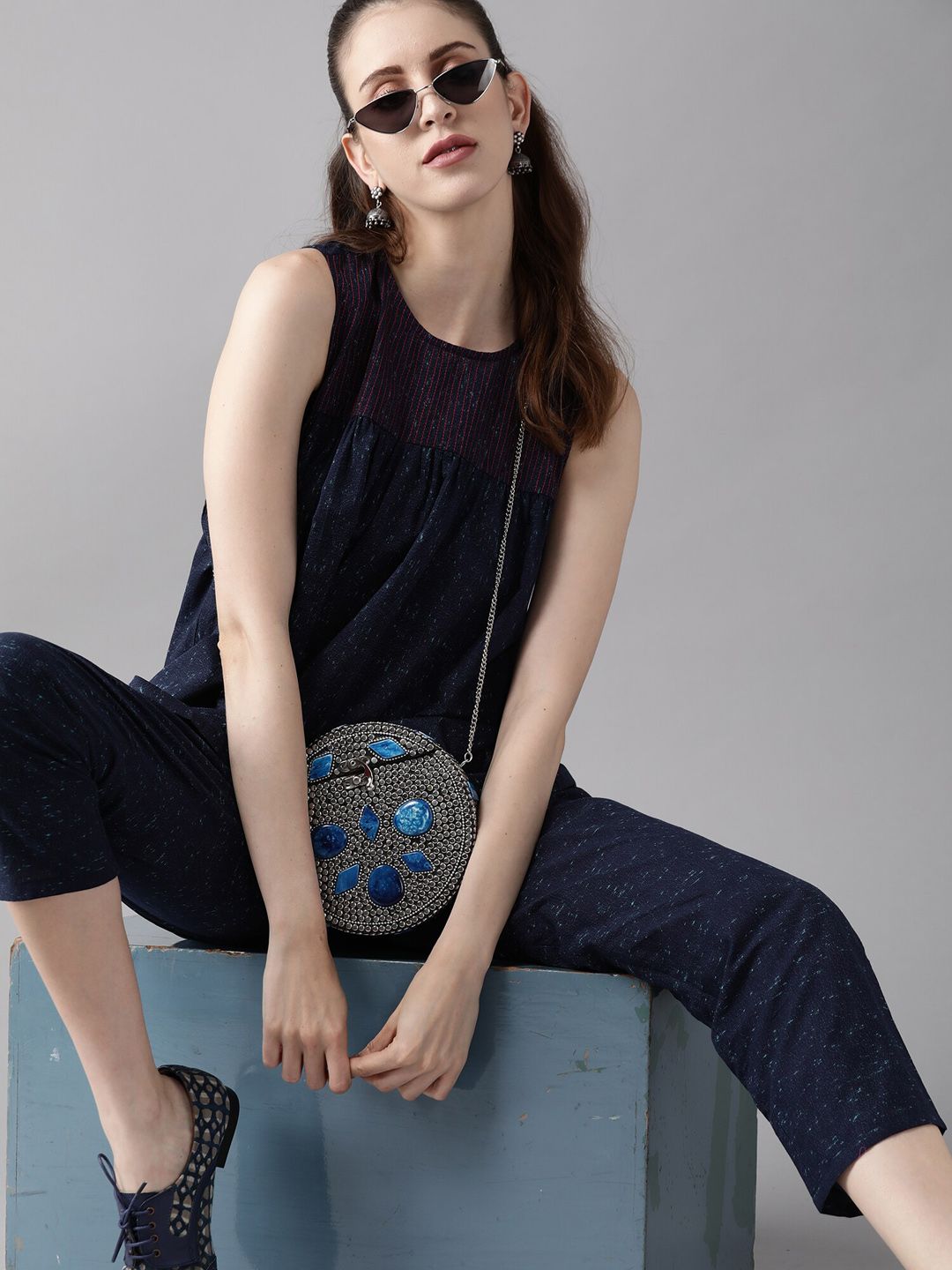 Women Navy Blue Printed Thread Work Pure Cotton Kurti with Trousers