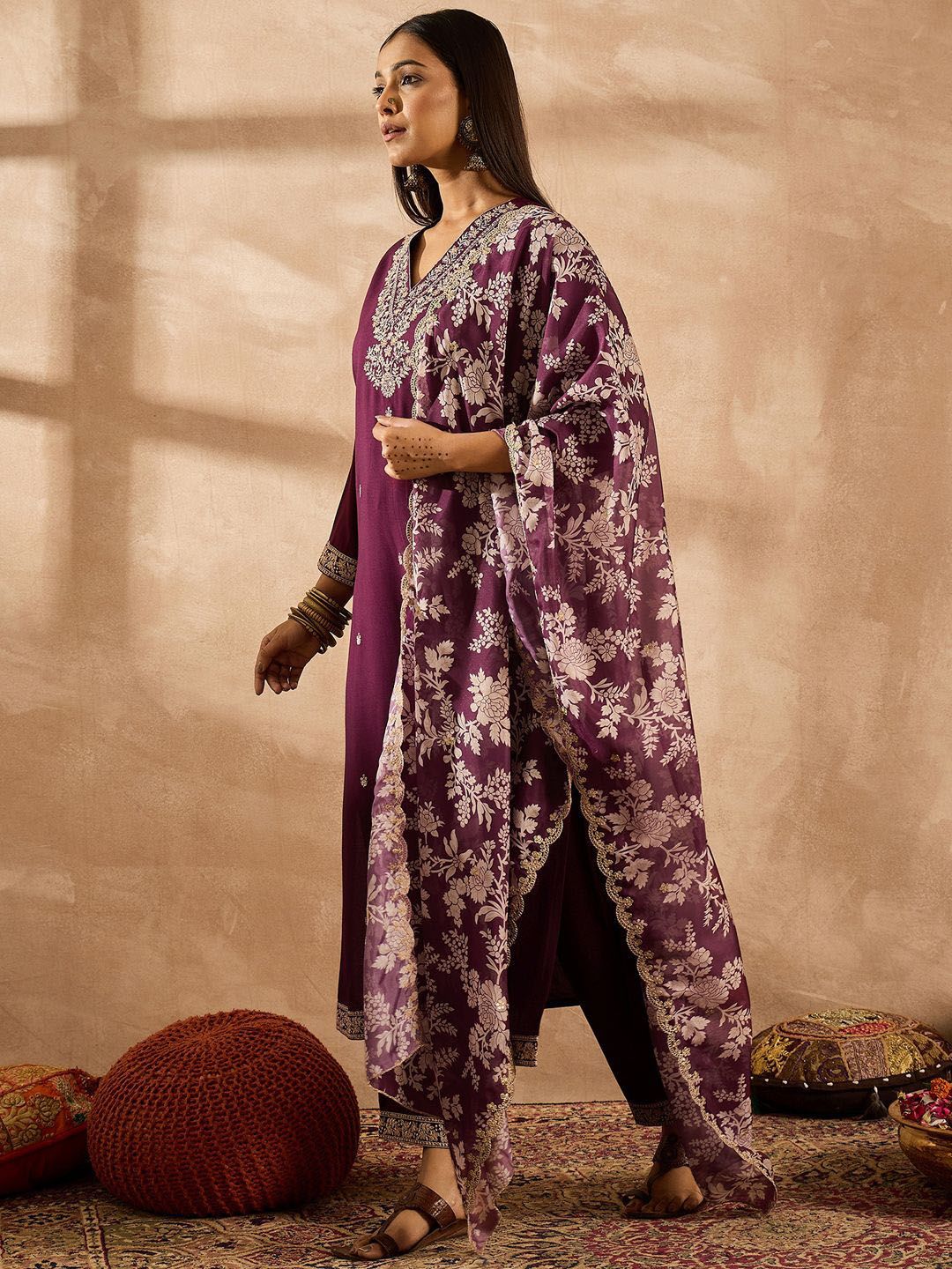 Women Floral Embroidered Regular Kurta with Trousers & With Dupatta