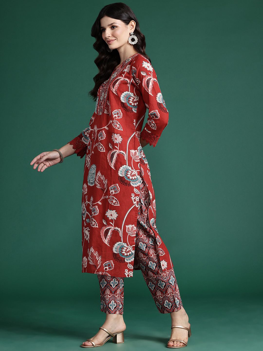 Floral Printed Sequinned Pure Cotton Kurta With Trousers & Dupatta
