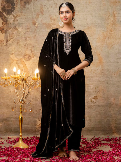 Dhiyona VV Women's Velvet Kurta Pant Dupatta Set