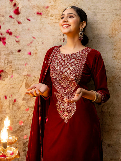 Dhiyona VV Women's Velvet Kurta Pant Dupatta Set