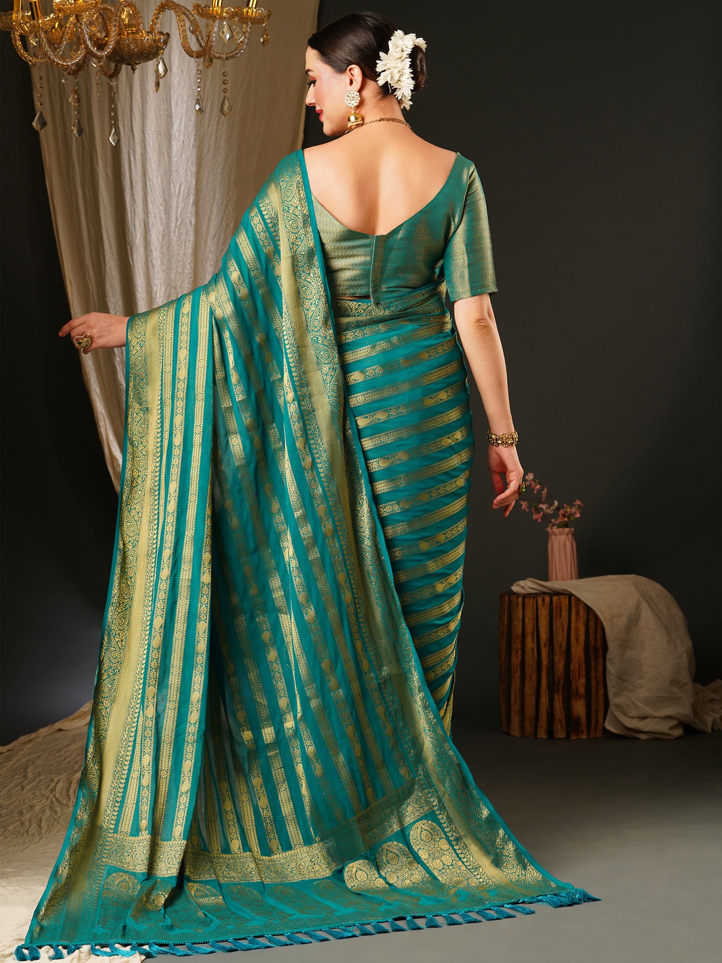 Women's Georgette Blue Woven Design Celebrity Saree With Blouse Piece