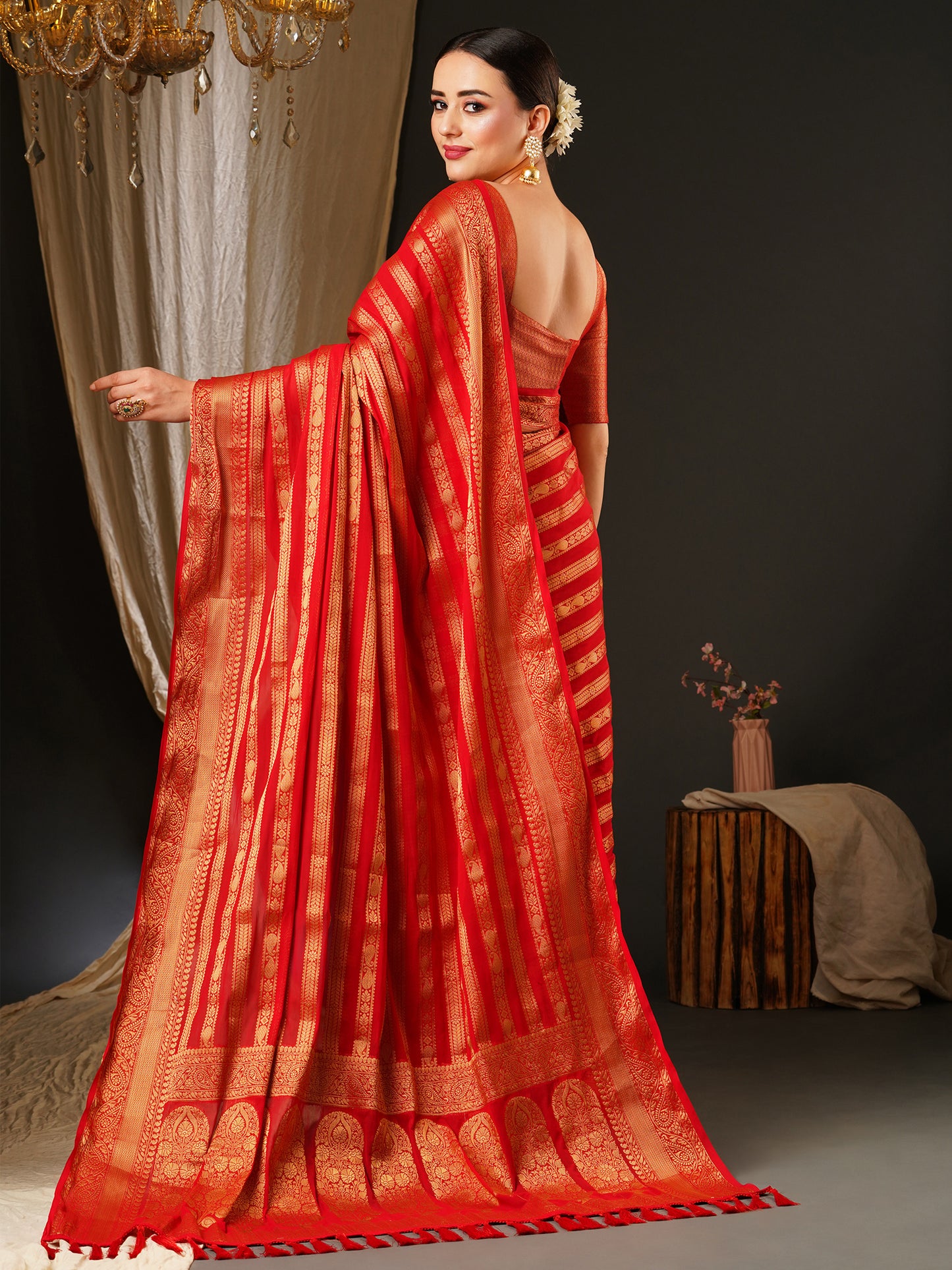 Women's Georgette Red Woven Design Celebrity Saree With Blouse Piece