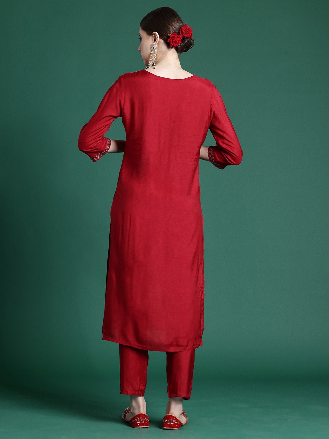 Ethnic Motifs Embroidered Regular Thread Work Kurta With Trousers