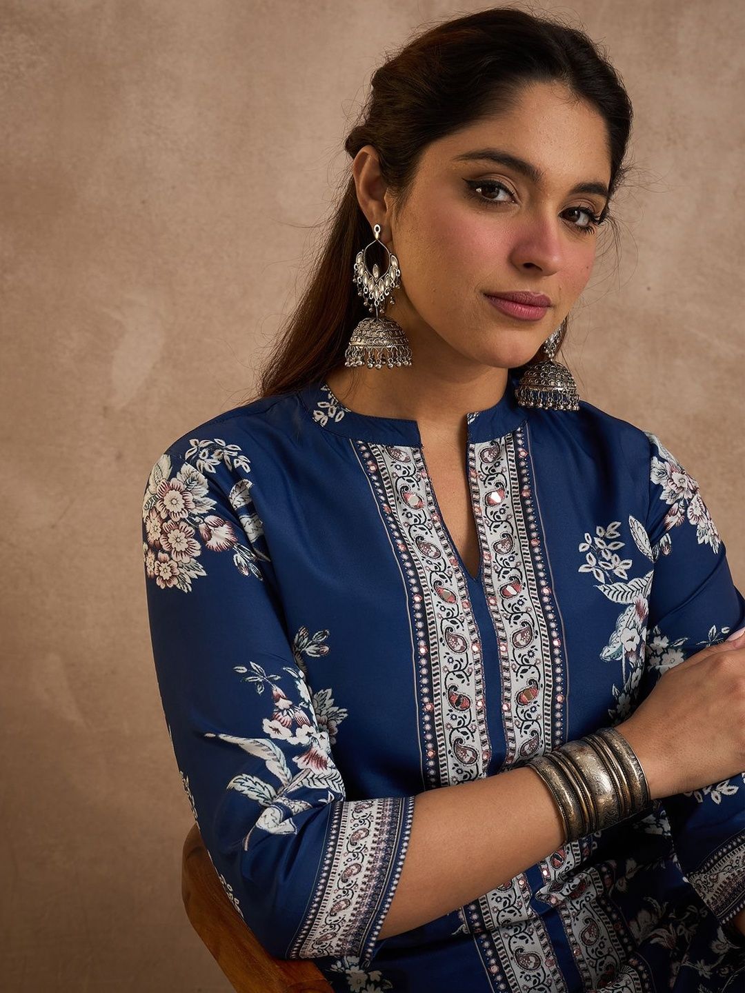 Dhiyona IE Floral Printed Mandarin Collar Mirror Work Straight Kurta With Palazzos