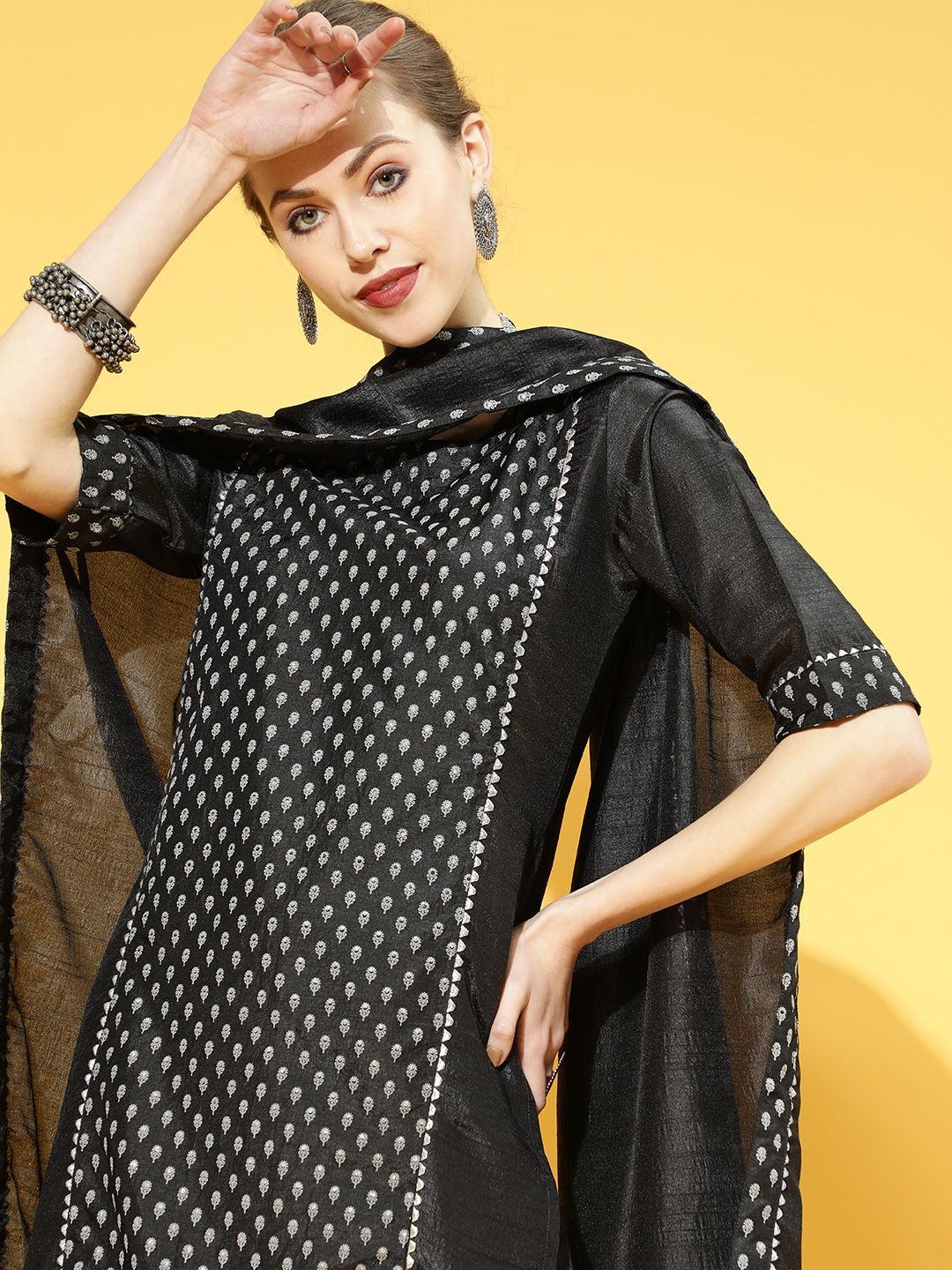 Dhiyona IE Floral Polyester Kurta Set