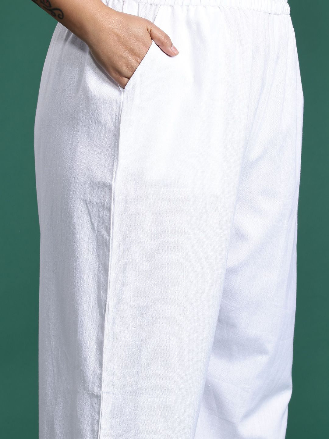Dhiyona IE Plus Size Floral Embroidered Sequinned Pure Cotton Kurta with Trousers