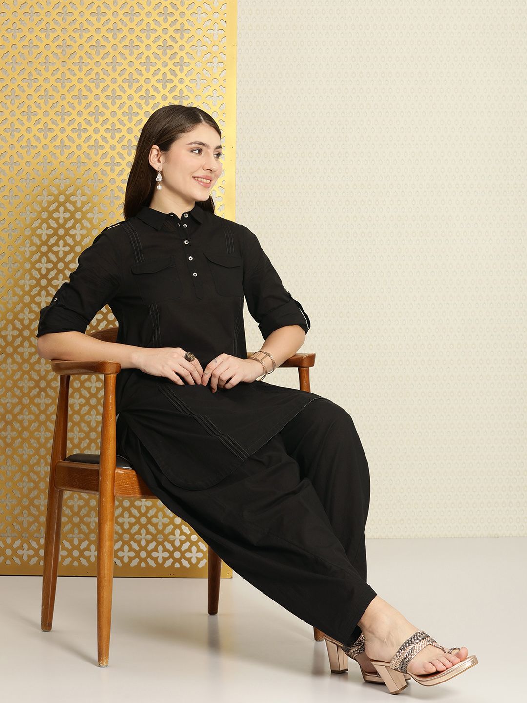Dhiyona PD Women Women Pure Cotton Regular Jashn Kurti with Patiala