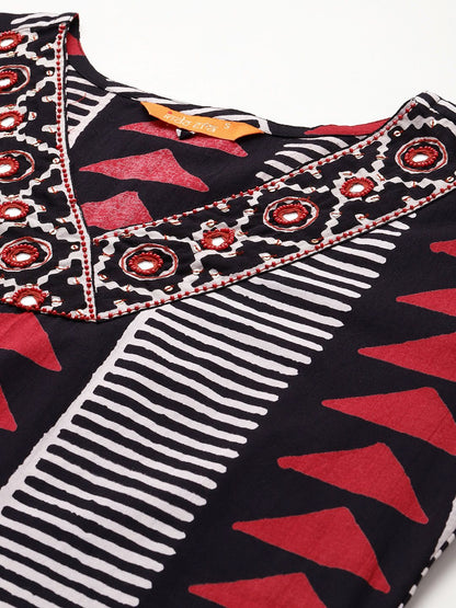 Dhiyona IE Printed Regular Thread Work Pure Cotton Kurta with Trousers & With Dupatta