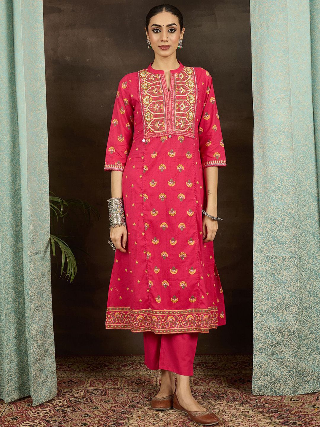 Dhiyona IE Women Ethnic Motifs Printed Thread Work Pure Cotton Kurta Trousers