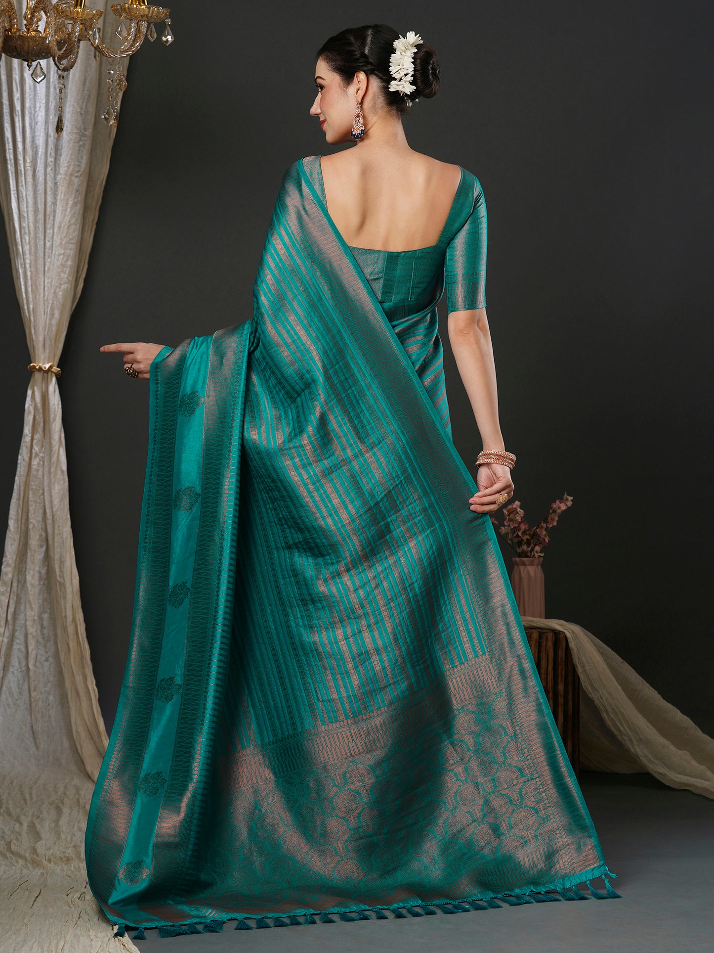 Women's Silk Blend Teal blue Woven Design Designer Saree With Blouse Piece