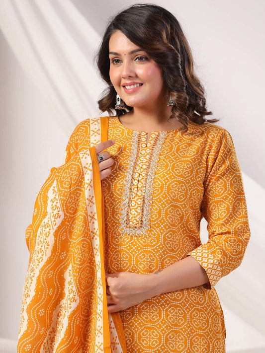 Women Bandhani Printed Regular Mirror Work Kurta Trousers With Dupatta