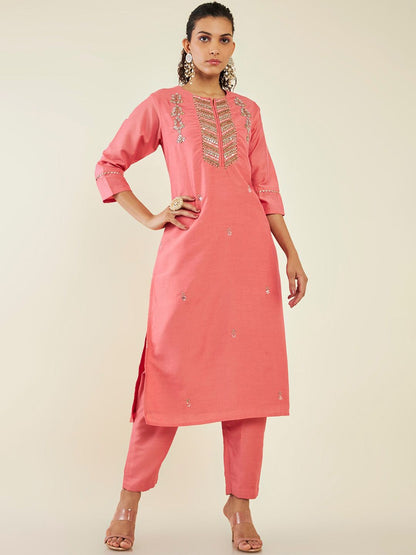 Dhiyona SO Women's Floral Embroidered Beads and Stones Kurta with Trousers