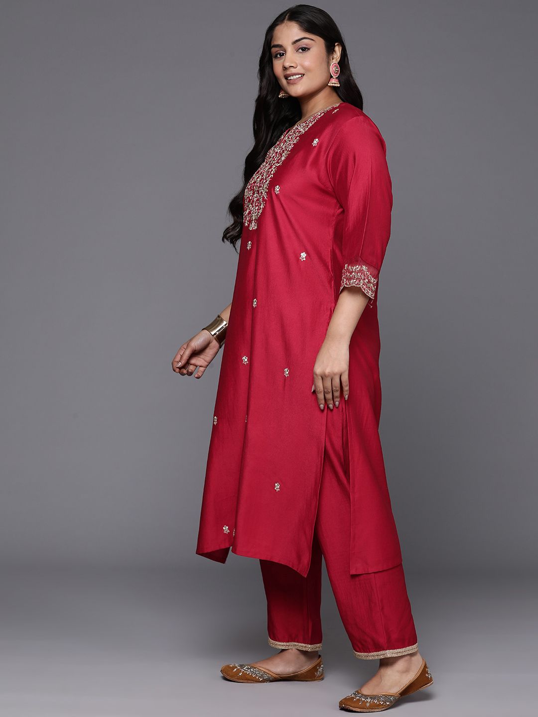 Dhiyona IE Plus Size Ethnic Motifs Embroidered Sequinned Liva Kurta with Trousers & Dupatta