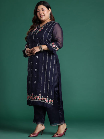 Dhiyona IE Plus Size Floral Embroidered Panelled Thread Work Kurta With Trousers & Dupatta