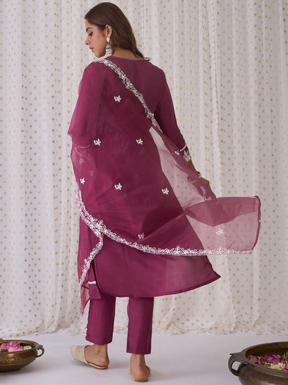 Dhiyona IE Floral Embroidered V-Neck Thread Work Straight Kurta with Trousers & Dupatta
