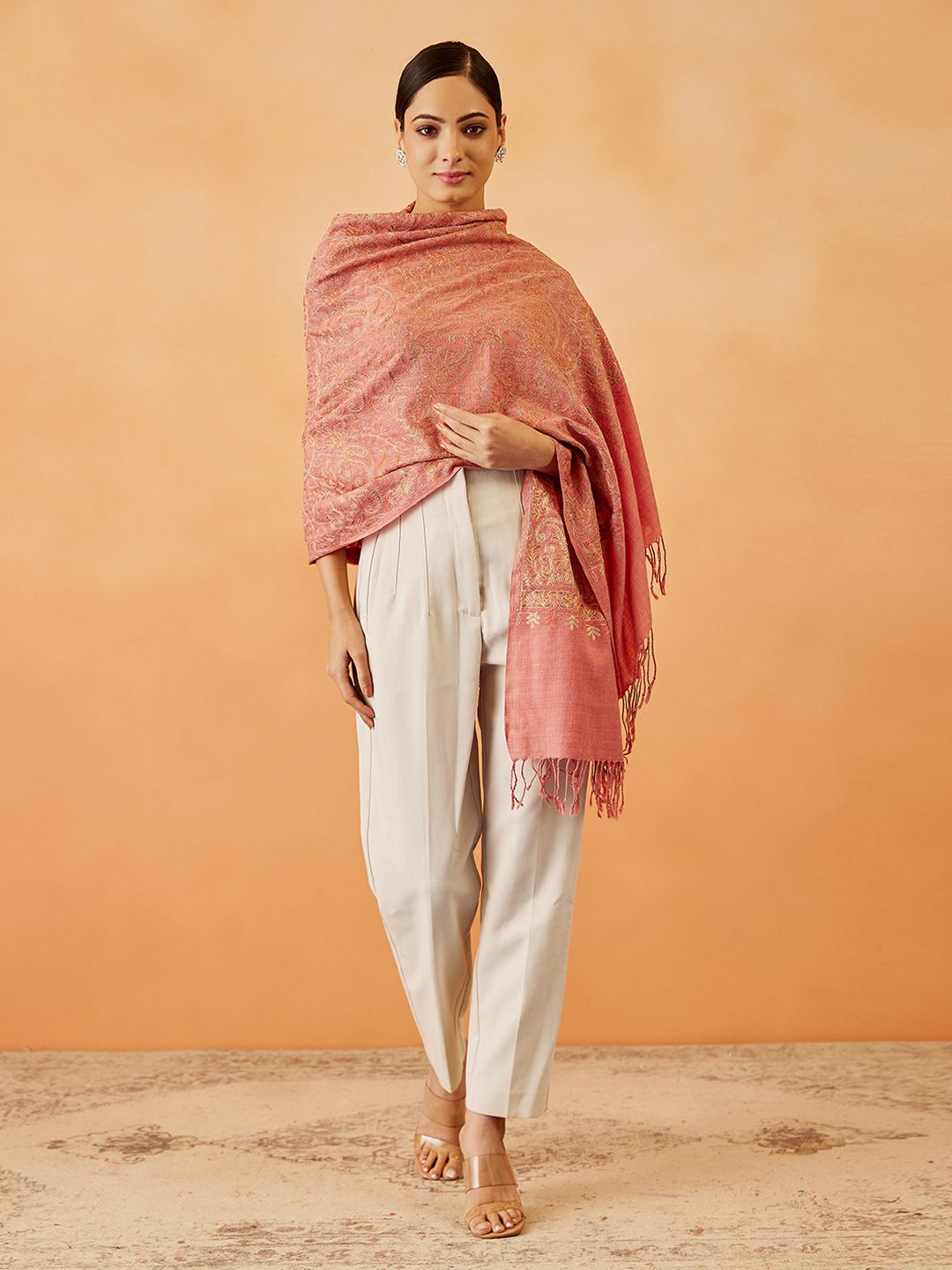 Dhiyona PA Women Paisley Embroidered Shawl