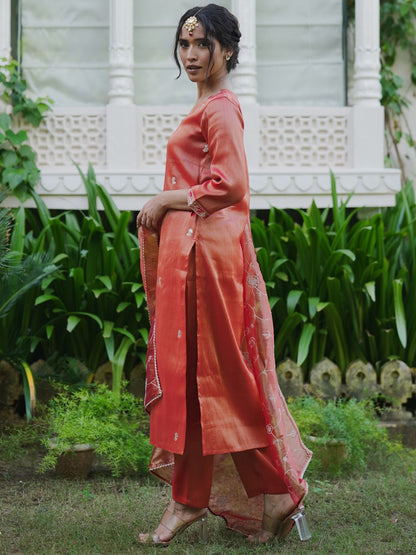 Women Floral Embroidered Regular Liva Kurta with Trousers & With Dupatta