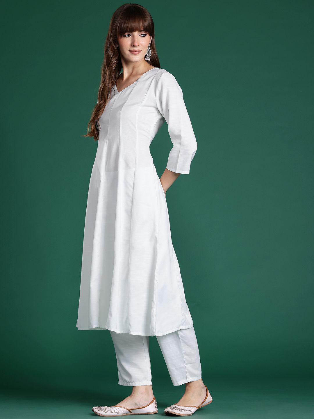 Dhiyona IE Anarkali Kurta with Trousers & With Dupatta