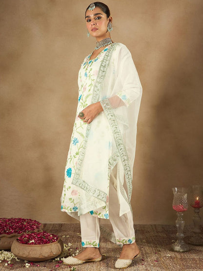 Dhiyona IE Women Floral Embroidered Regular Thread Work Kurta with Trousers & With Dupatta