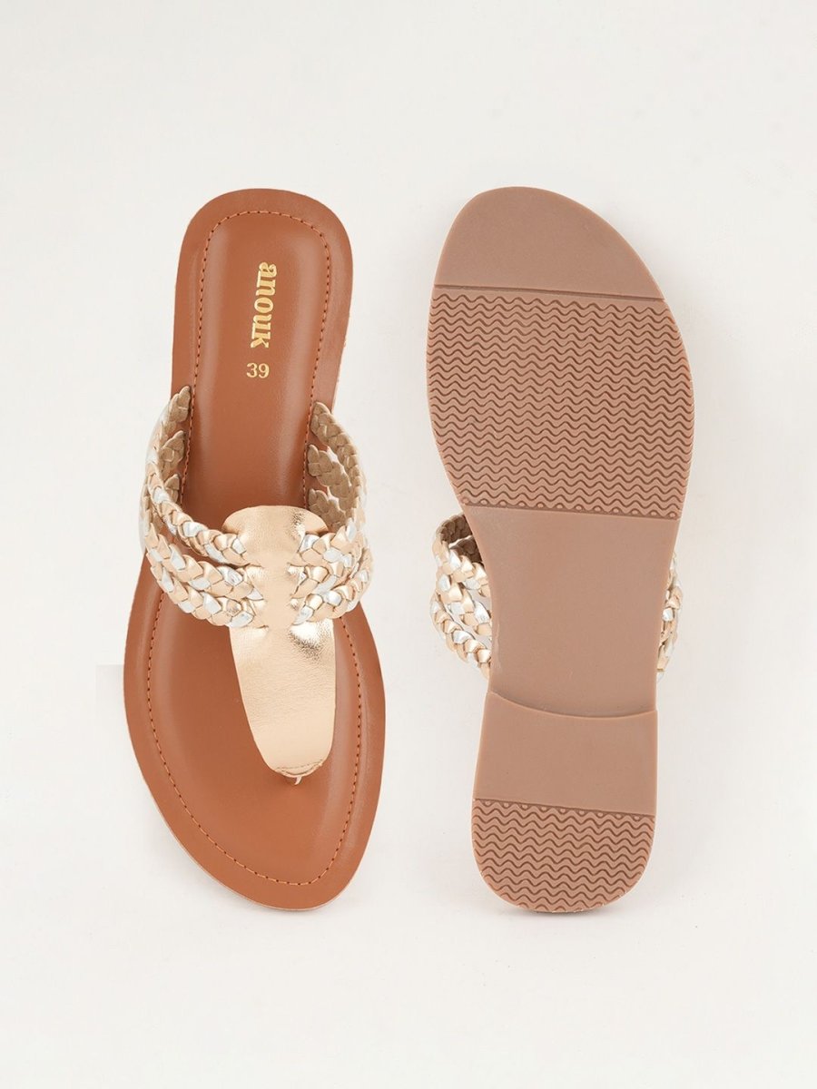 Dhiyona AK Women Woven Design T-Strap Flats
