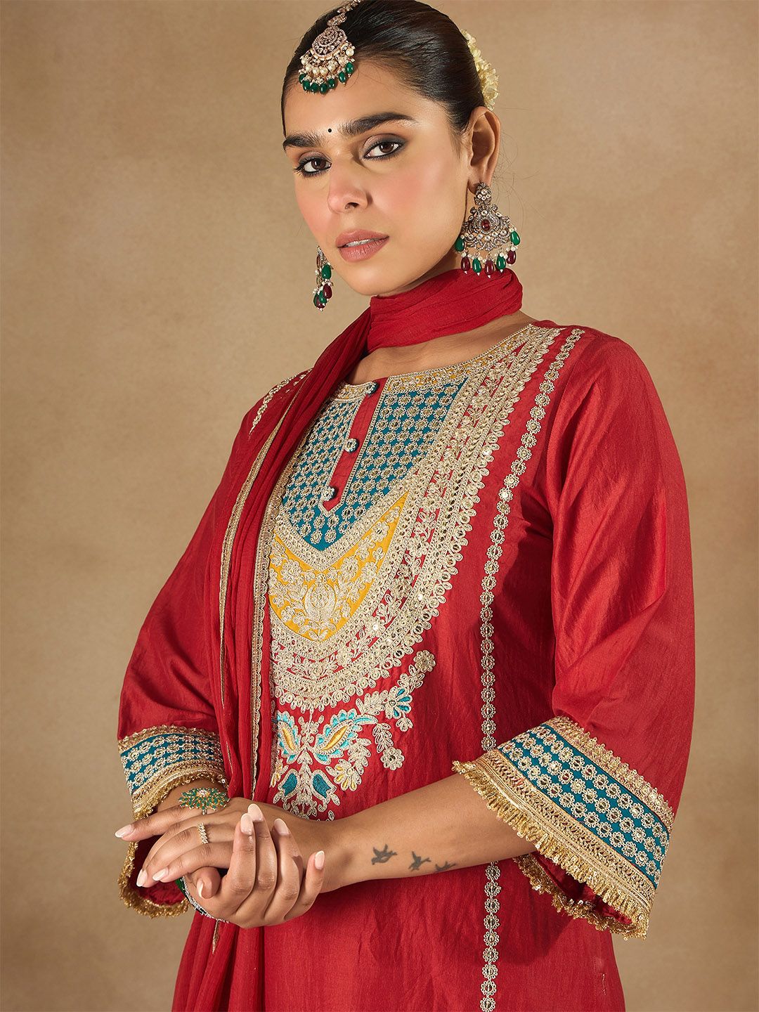 Dhiyona IE Women Ethnic Motifs Embroidered Regular Kurta with Trousers & With Dupatta