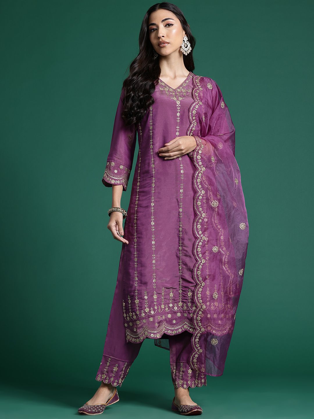 Dhiyona IE Floral Embroidered Kurta With Trousers & Dupatta