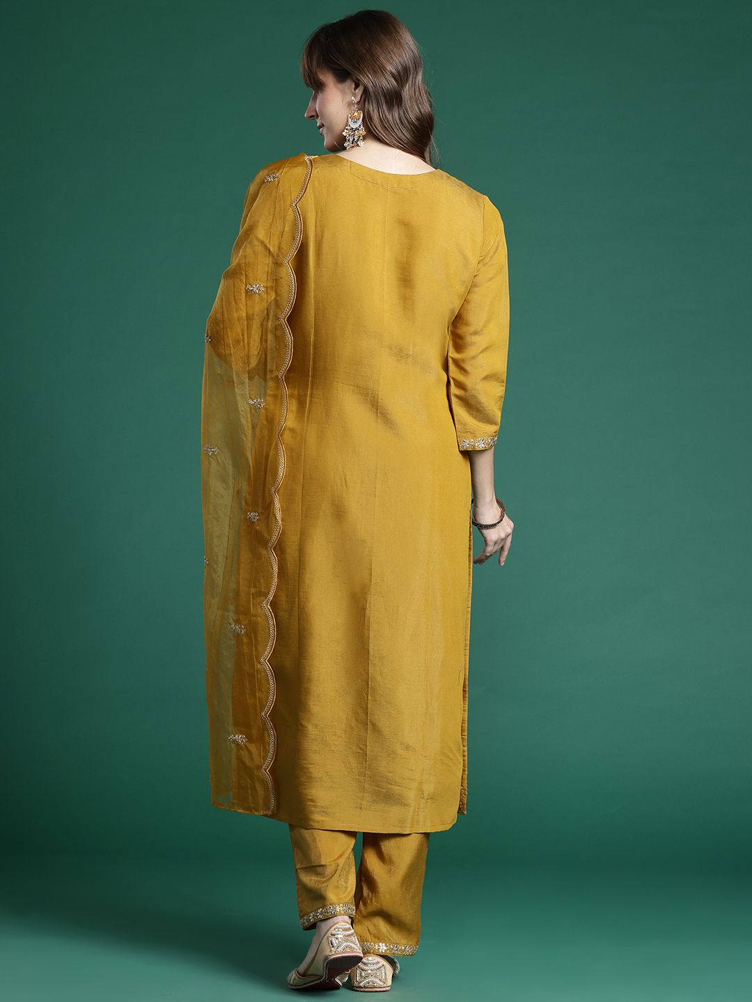 Ethnic Motifs Embroidered Regular Gotta Patti Kurta with Trousers & Dupatta