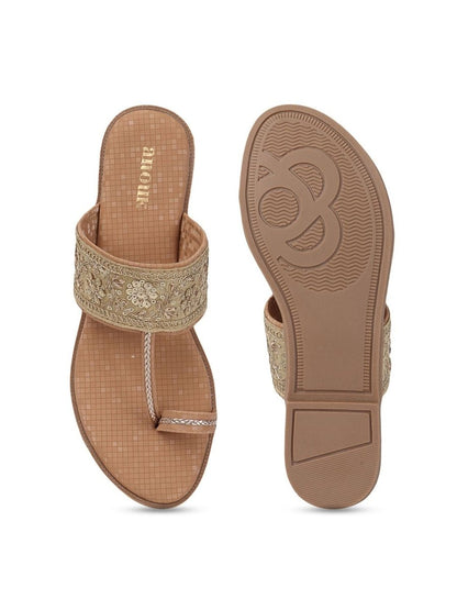 Dhiyona AK Embellished One Toe Flats