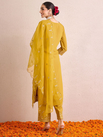 Dhiyona IE Women Ethnic Motifs Embroidered Regular Gotta Patti Kurta with Trousers & With Dupatta
