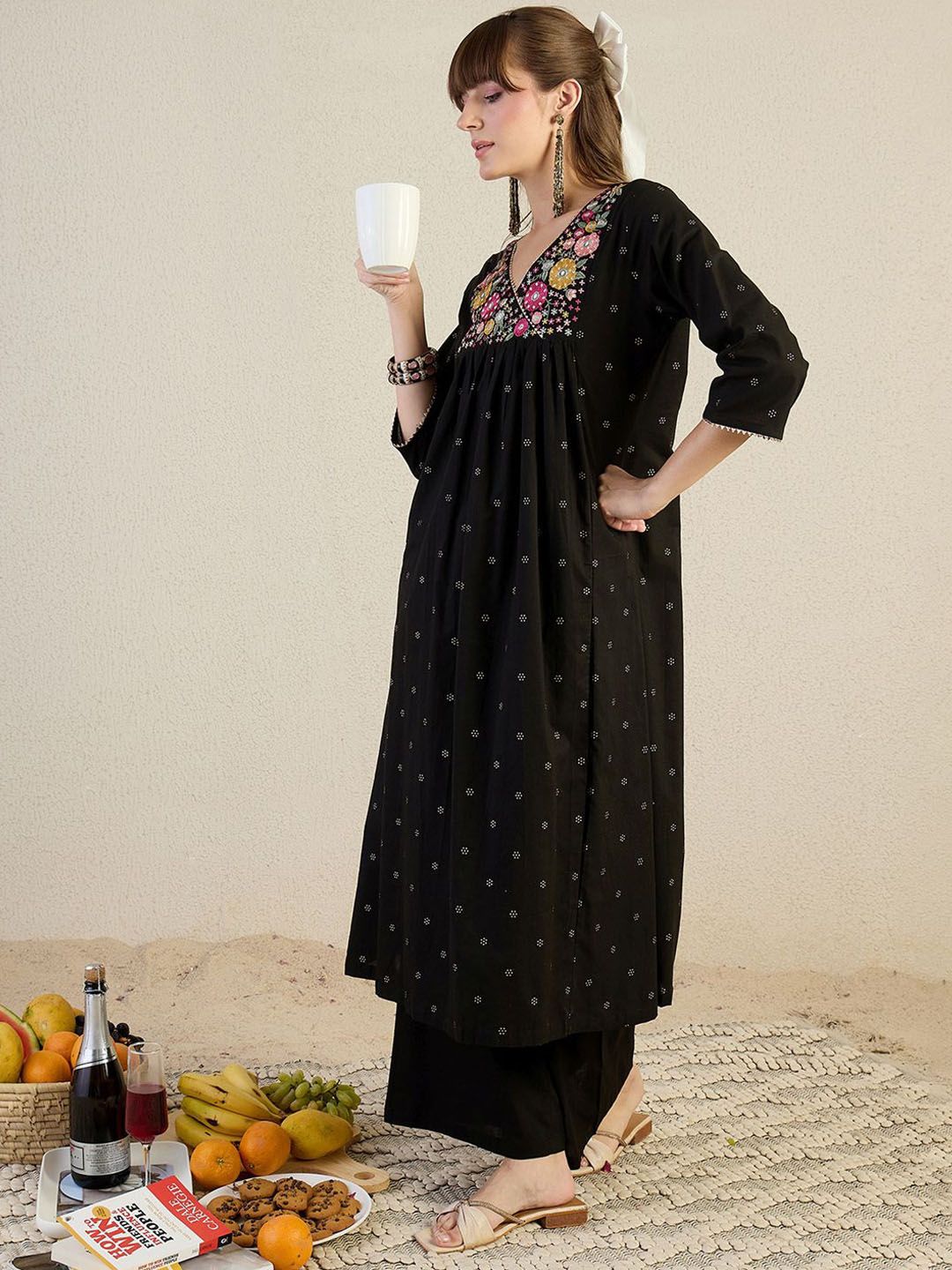 Dhiyona IE Embroidered V-Neck Tunic With Palazzos Co-Ords
